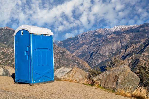 Portable Toilet Options We Offer in Powells Crossroads, TN
